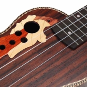Ukelele de agujero soprano Ukelele de agujero soprano
